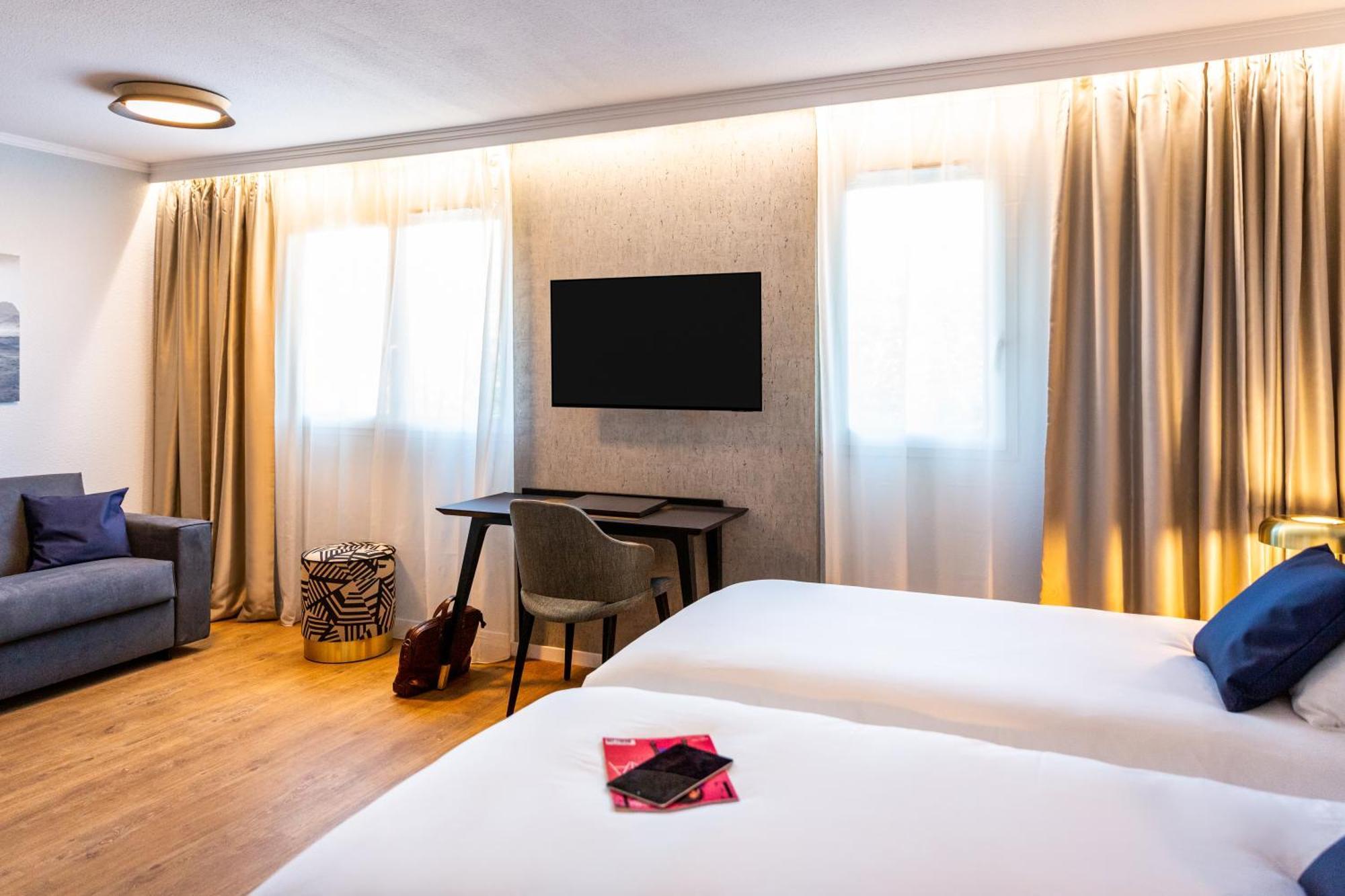 Hotel Mercure Toulouse Aeroport 4*